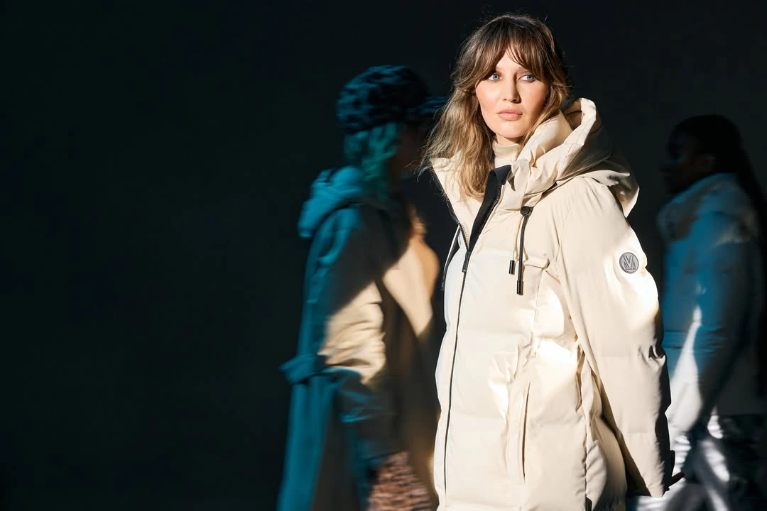 Dames Jas Winkel 20 Dames Jas Winkel -Dames Jas Winkel Warm clean confident Marikoo bringt Style und Funktion perfekt zusammen.kultfashion marikoo